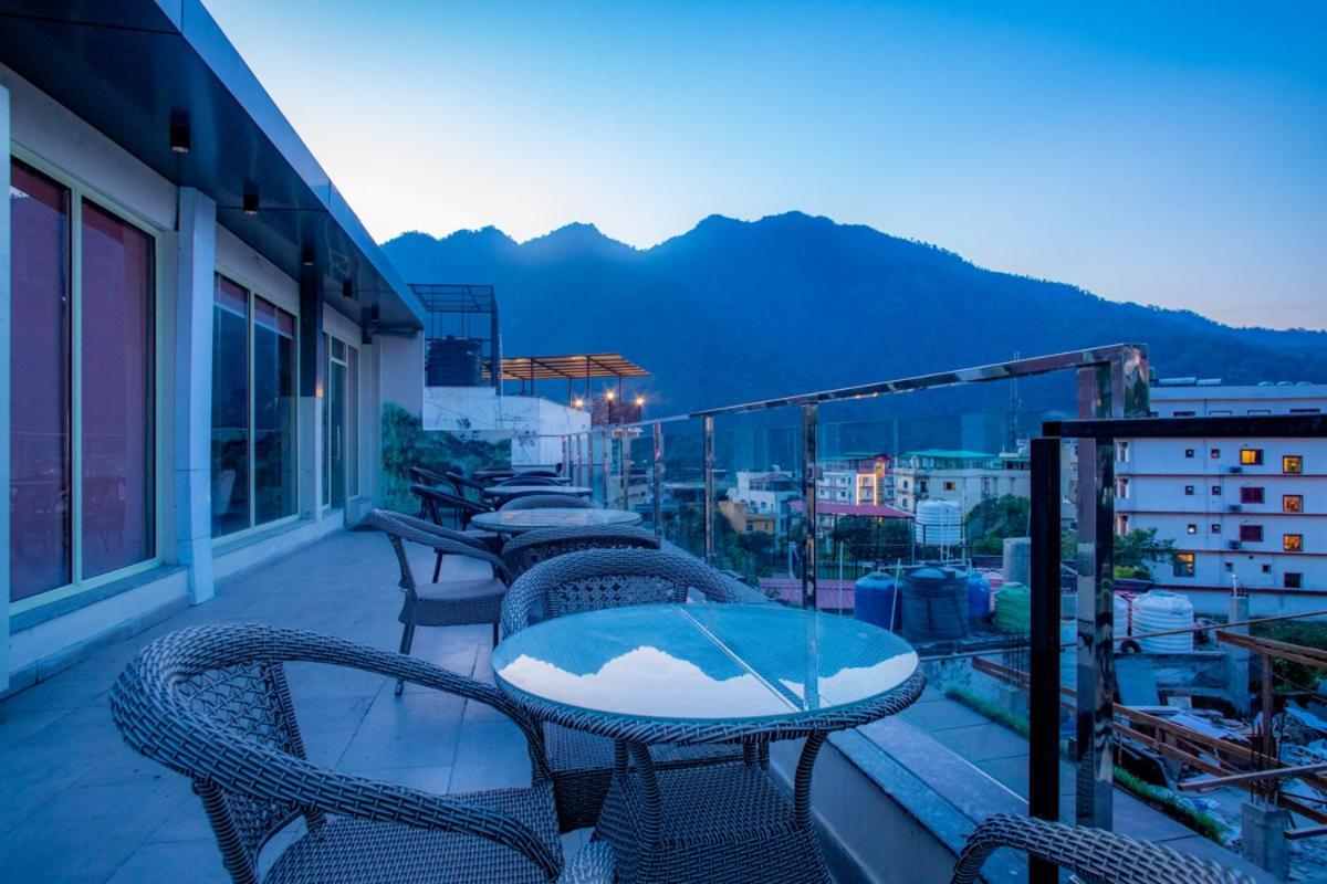 Hotel Lords Valley Rishikesh Bagian luar foto