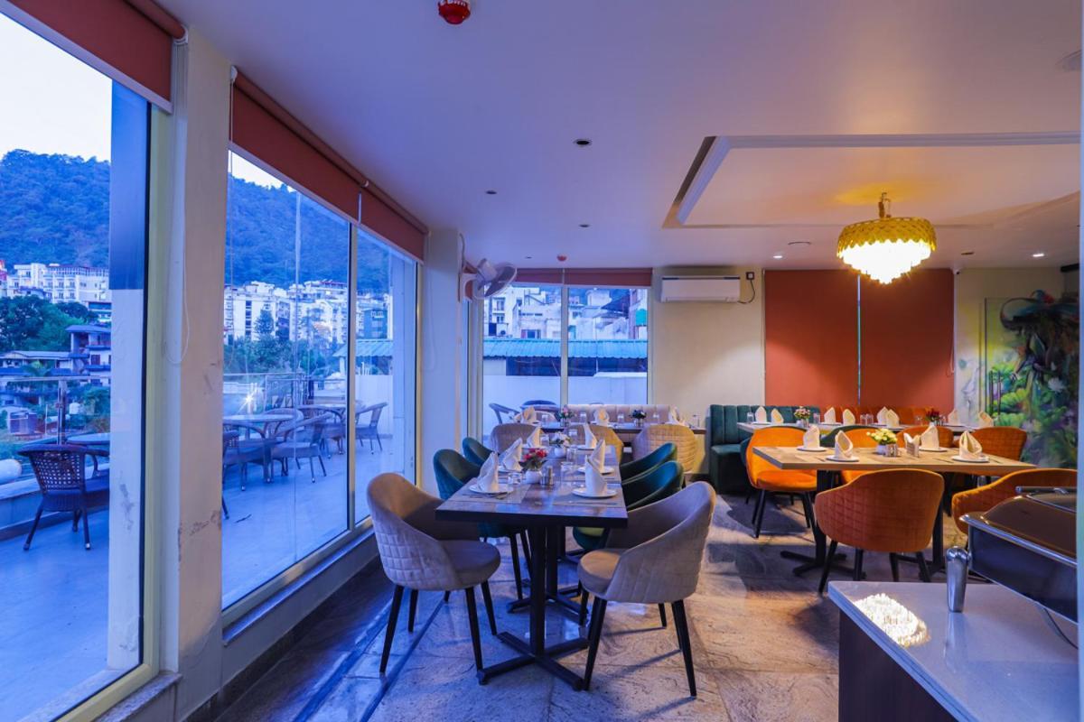 Hotel Lords Valley Rishikesh Bagian luar foto